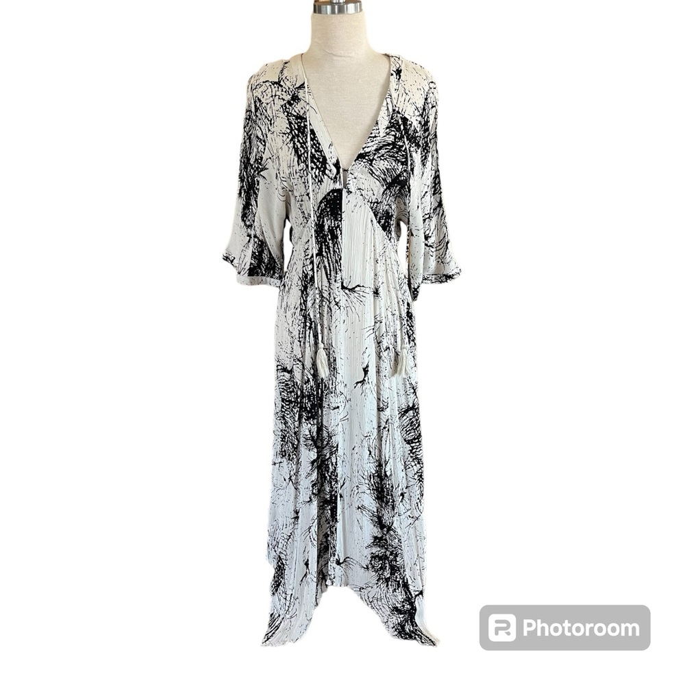 En Crème Dress